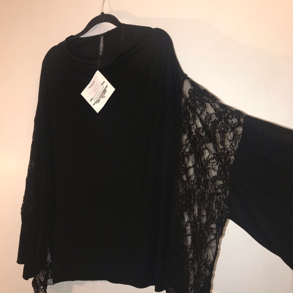 🖤 Black Lace Poncho